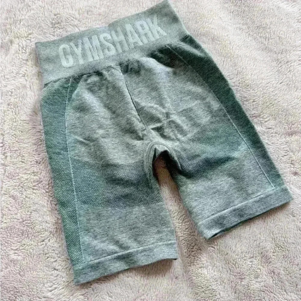 NWOT Gymshark Flex Shorts size XS